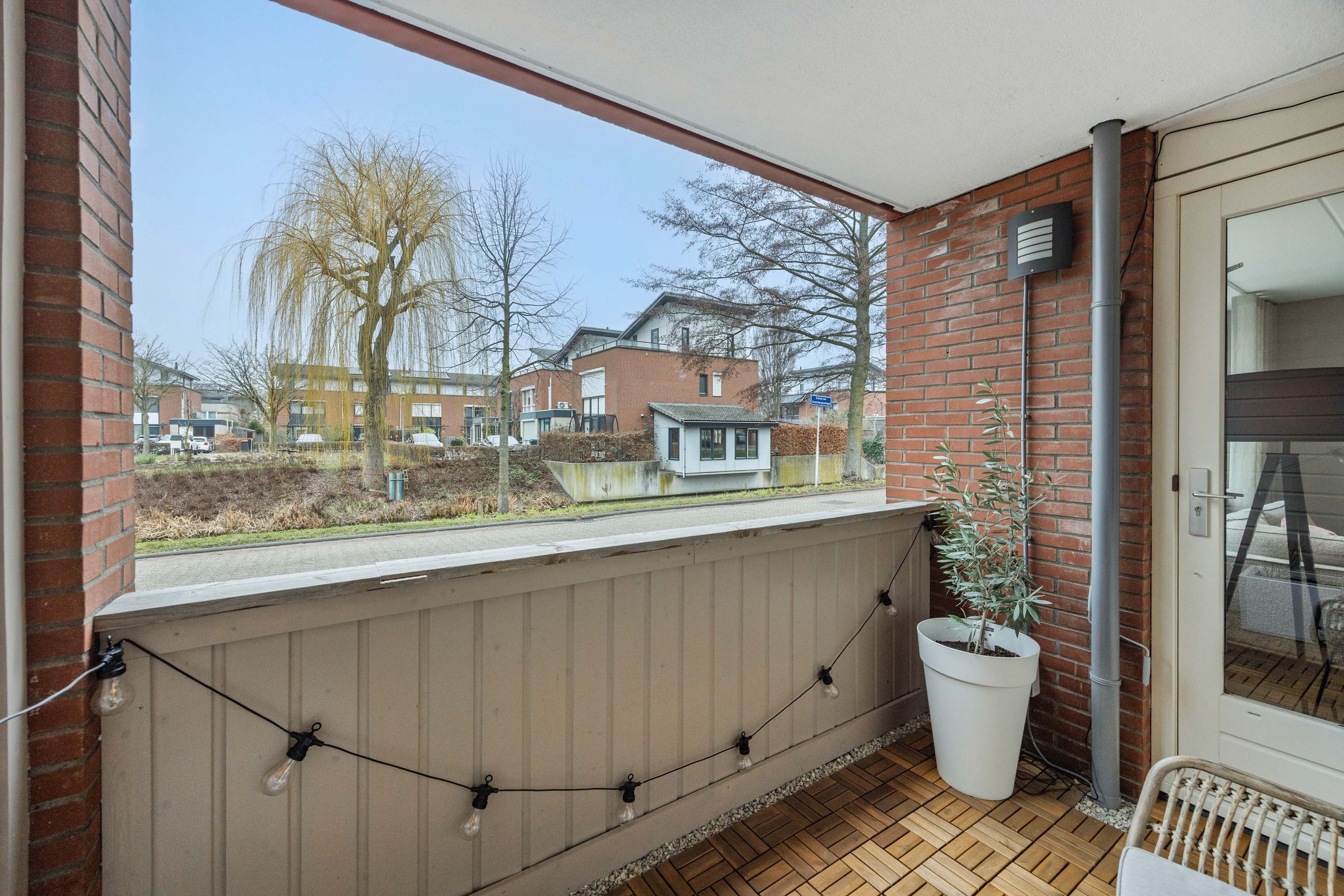 Photo 9 of Schout van Raesfeltstraat 1