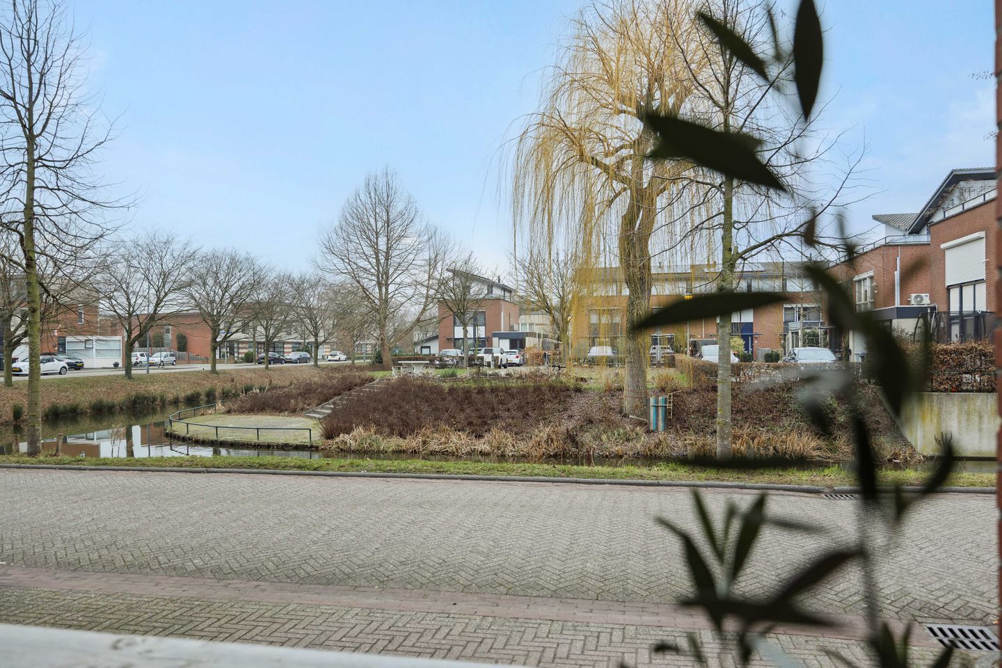 Photo 10 of Schout van Raesfeltstraat 1