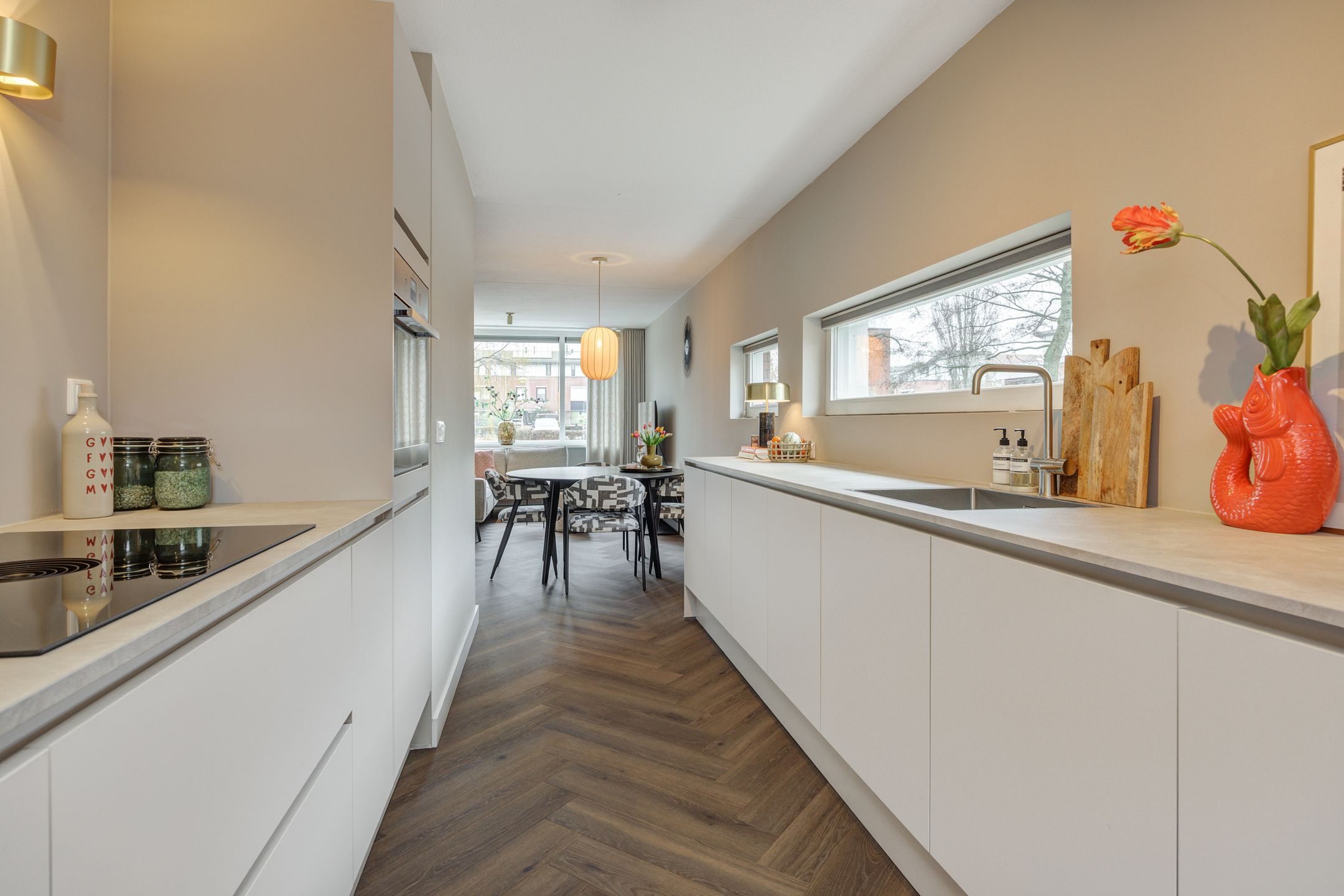 Photo 15 of Schout van Raesfeltstraat 1