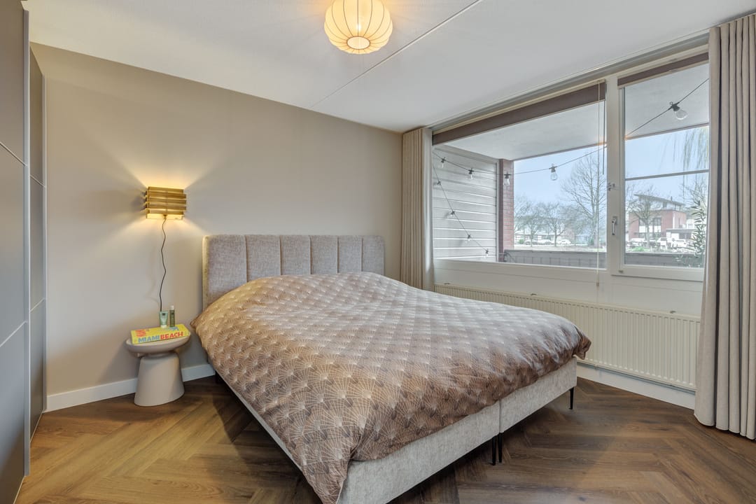 Photo 17 of Schout van Raesfeltstraat 1