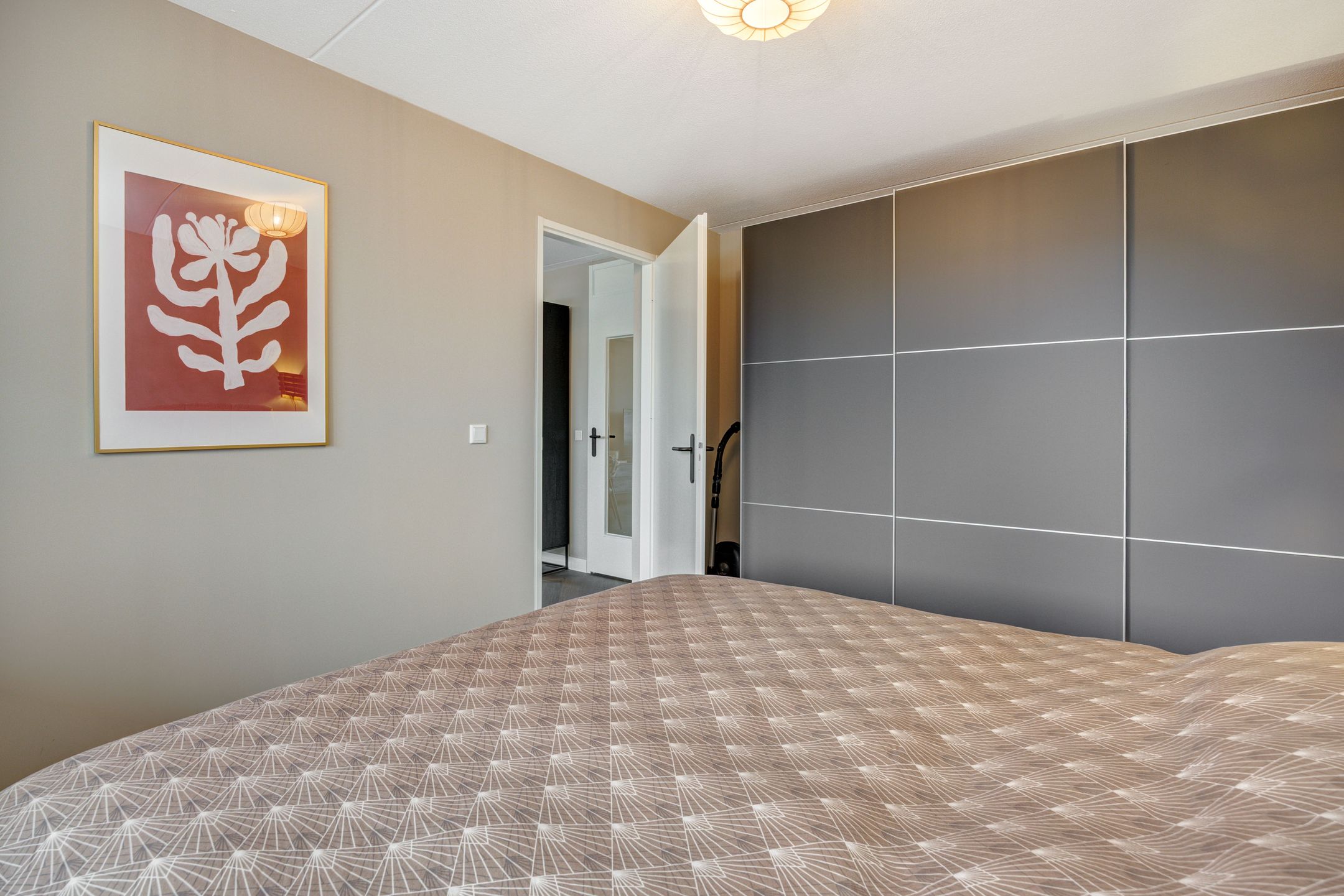 Photo 18 of Schout van Raesfeltstraat 1