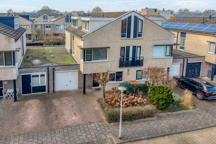 Photo 2 of Rommestraat 14