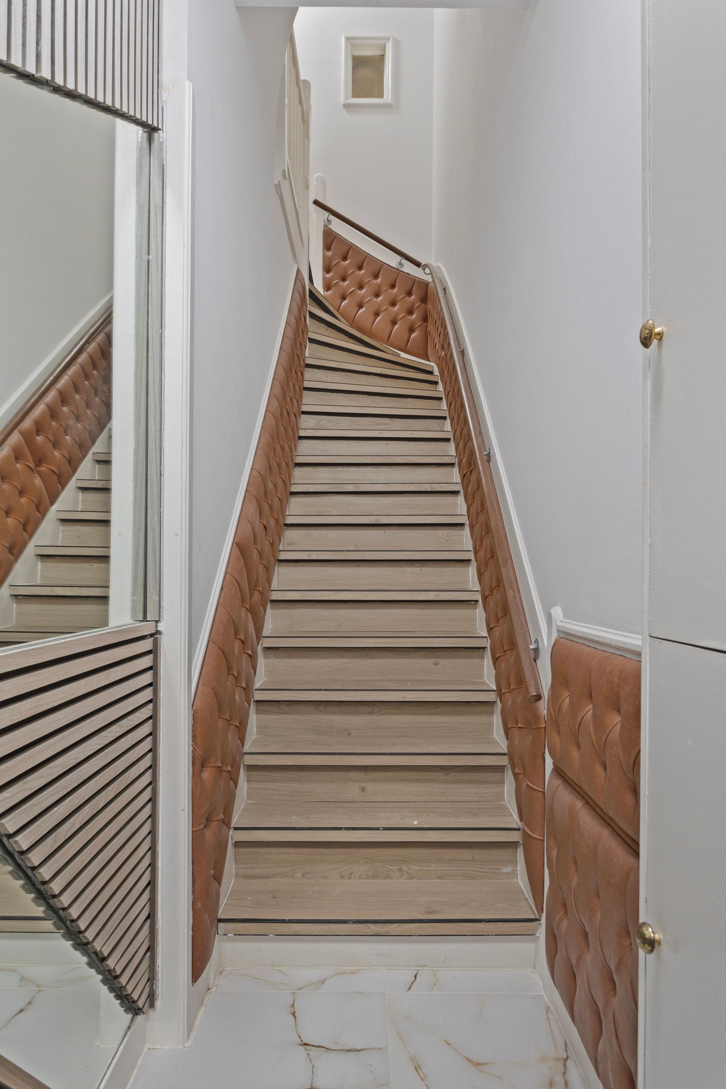 Photo 5 of Columbusstraat 273