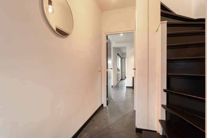 Photo 5 of Van Bemmelstraat 31