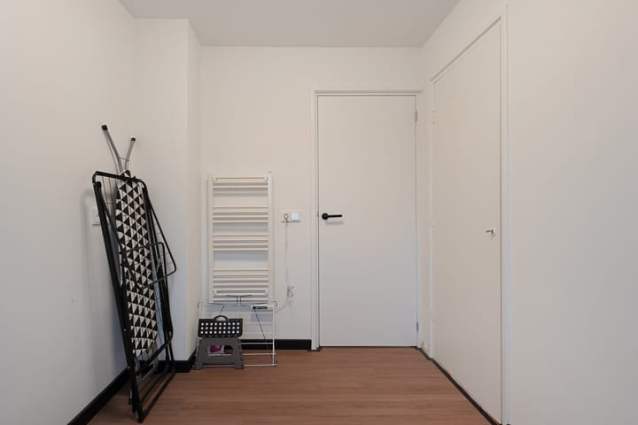 Photo 20 of Van Bemmelstraat 31