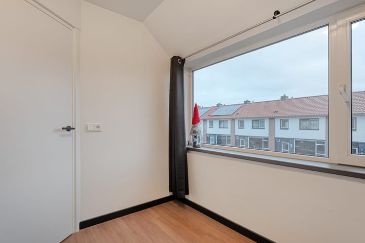 Photo 21 of Van Bemmelstraat 31