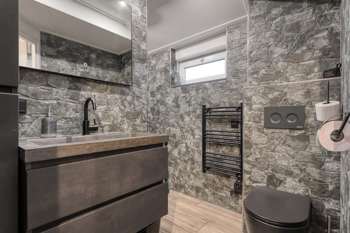 Photo 22 of Van Bemmelstraat 31