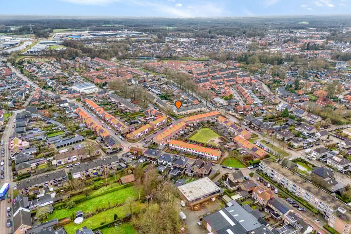 Photo 32 of Van Bemmelstraat 31