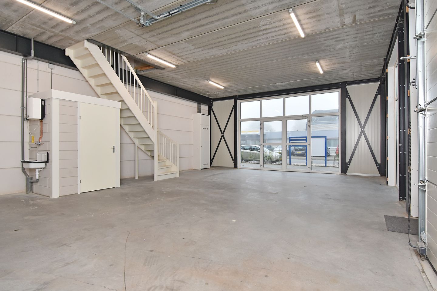 Bekijk foto 2 van Industrieweg 1-3