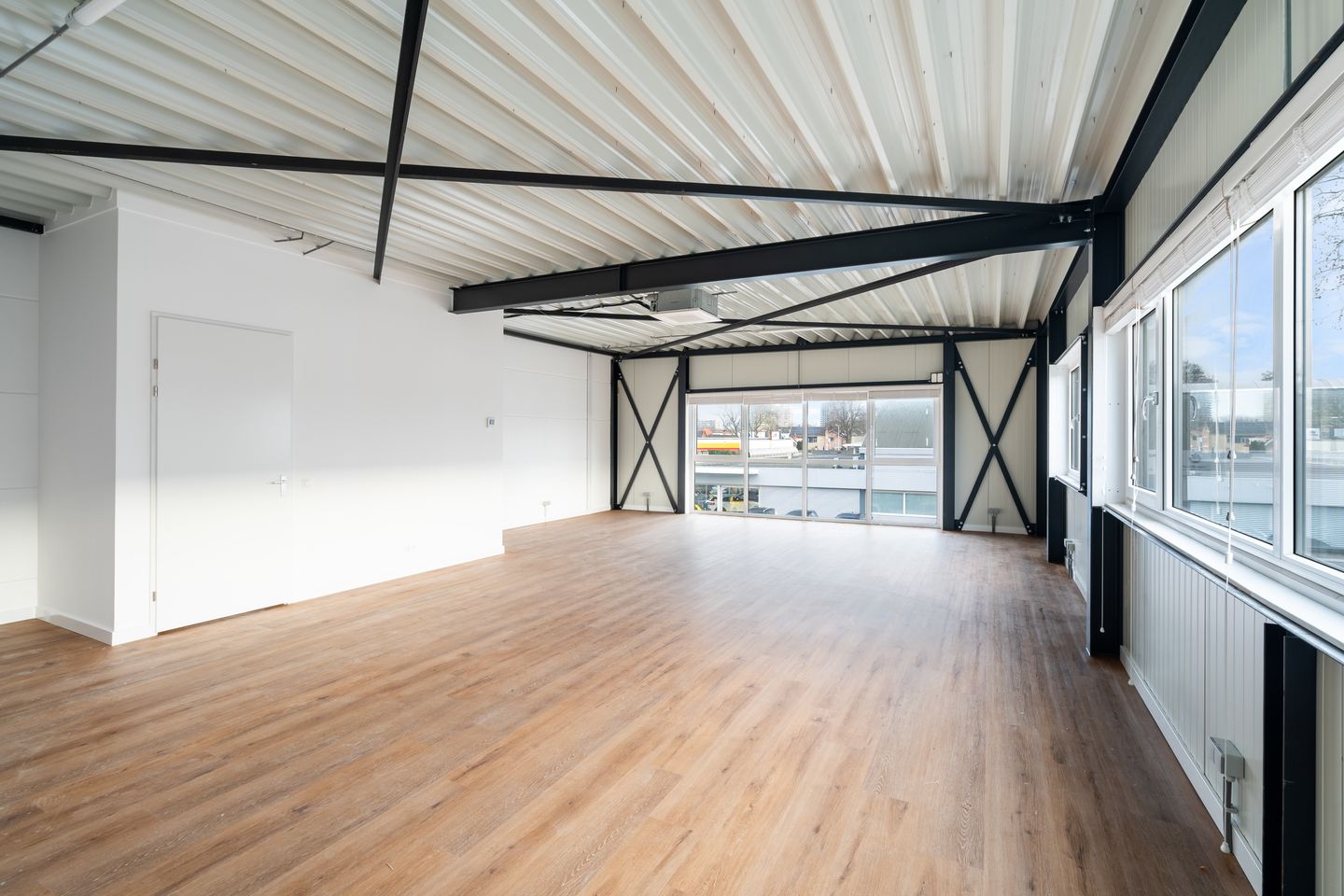 Bekijk foto 3 van Industrieweg 1-3