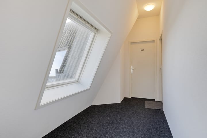 Photo 20 of Stationsstraat 28-F