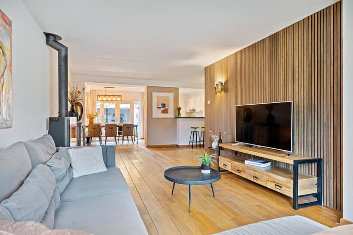 Foto 18 van Raamweg 8