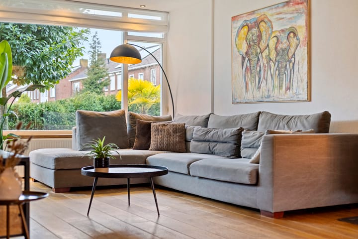 Foto 19 van Raamweg 8