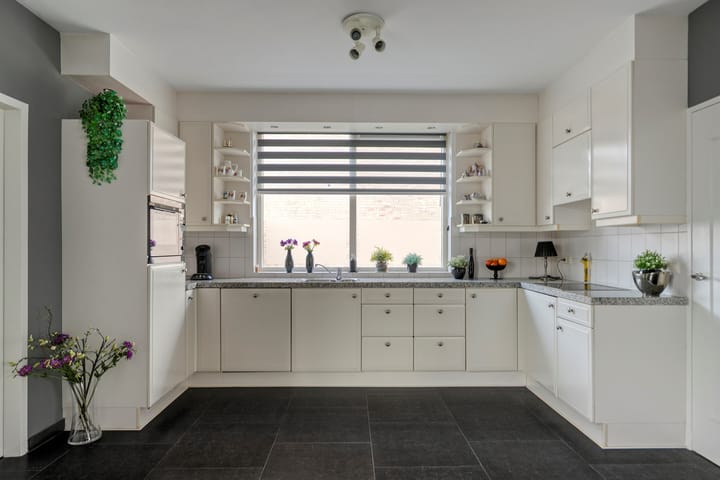 Foto 3 van Pastoor van Geldropstraat 35