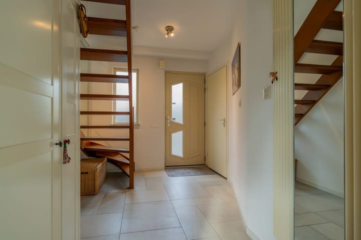 Foto 13 van Korenbloemstraat 2