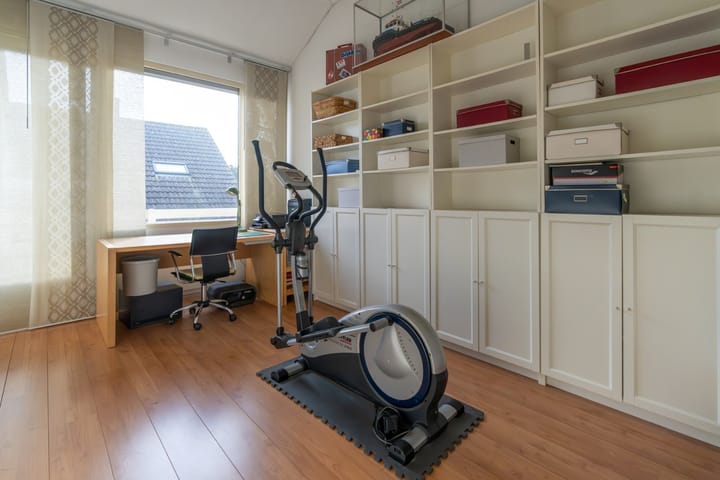 Foto 15 van Korenbloemstraat 2