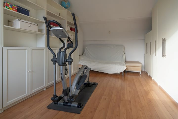 Foto 16 van Korenbloemstraat 2