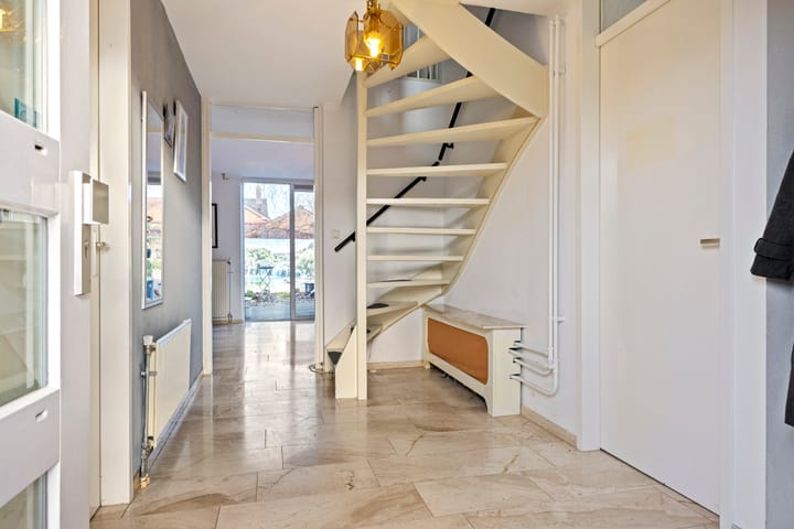 Foto 10 van Den Bogerd 16