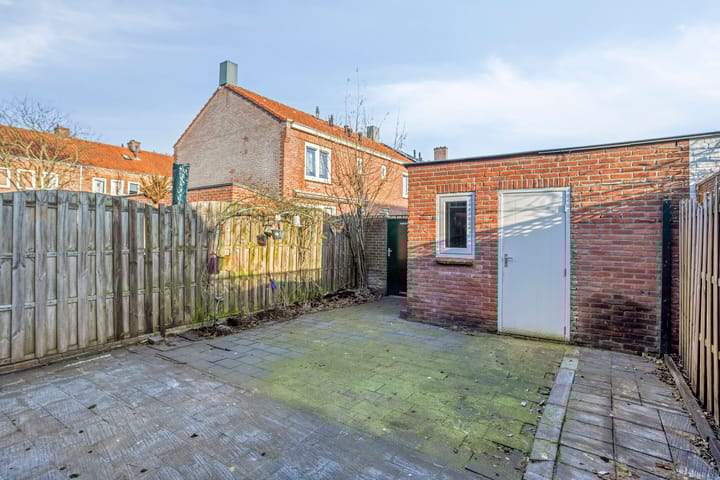 Foto 19 van Meidoornstraat 10