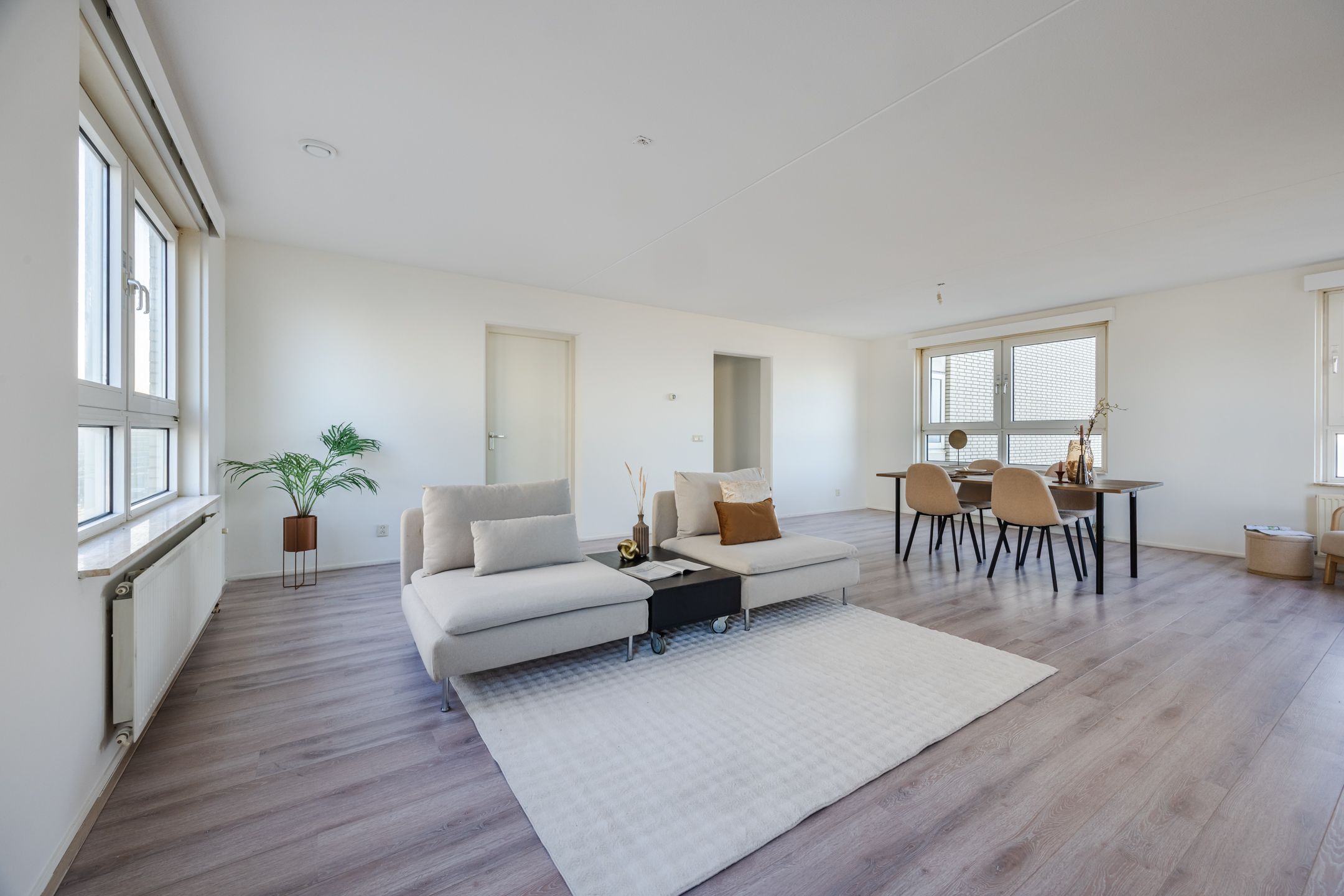 Foto 12 van Gevers Deynootweg 704