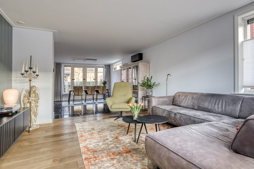 Photo 11 of Julianastraat 29