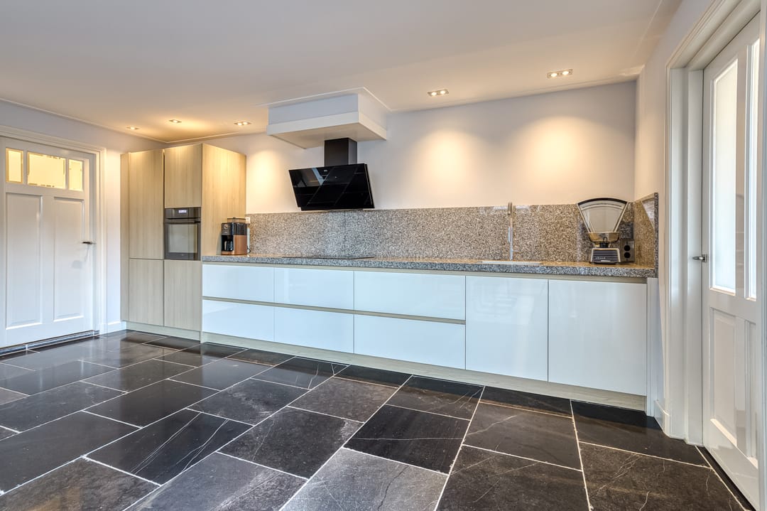 Photo 13 of Julianastraat 29