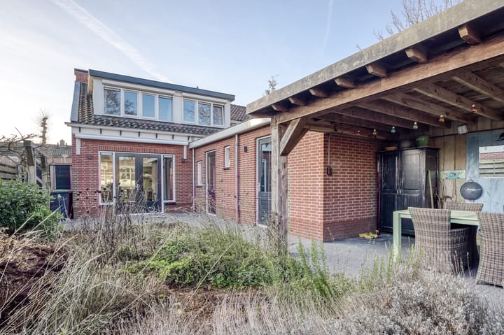 Foto 28 van Julianastraat 29