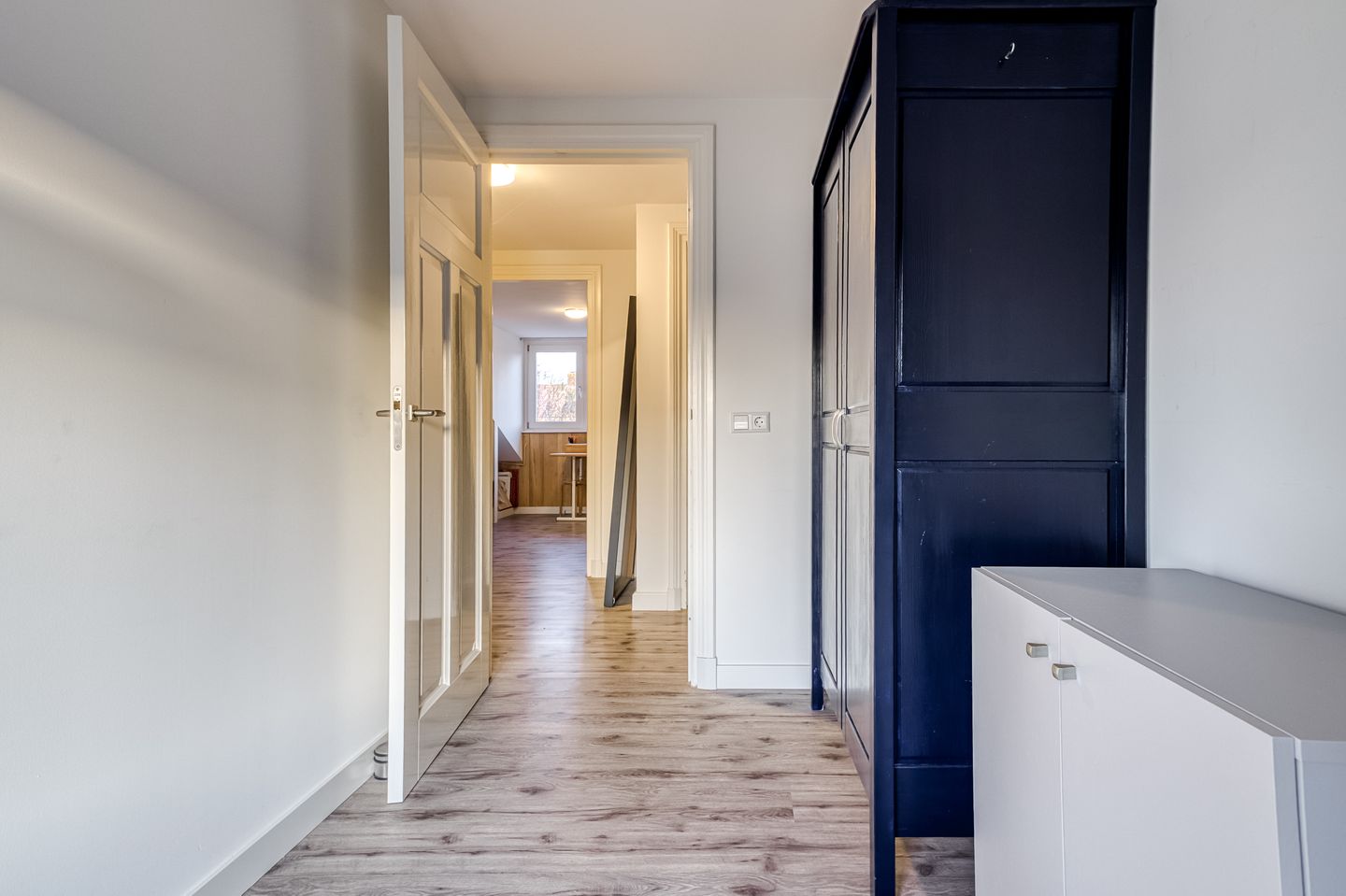 Photo 44 of Julianastraat 29