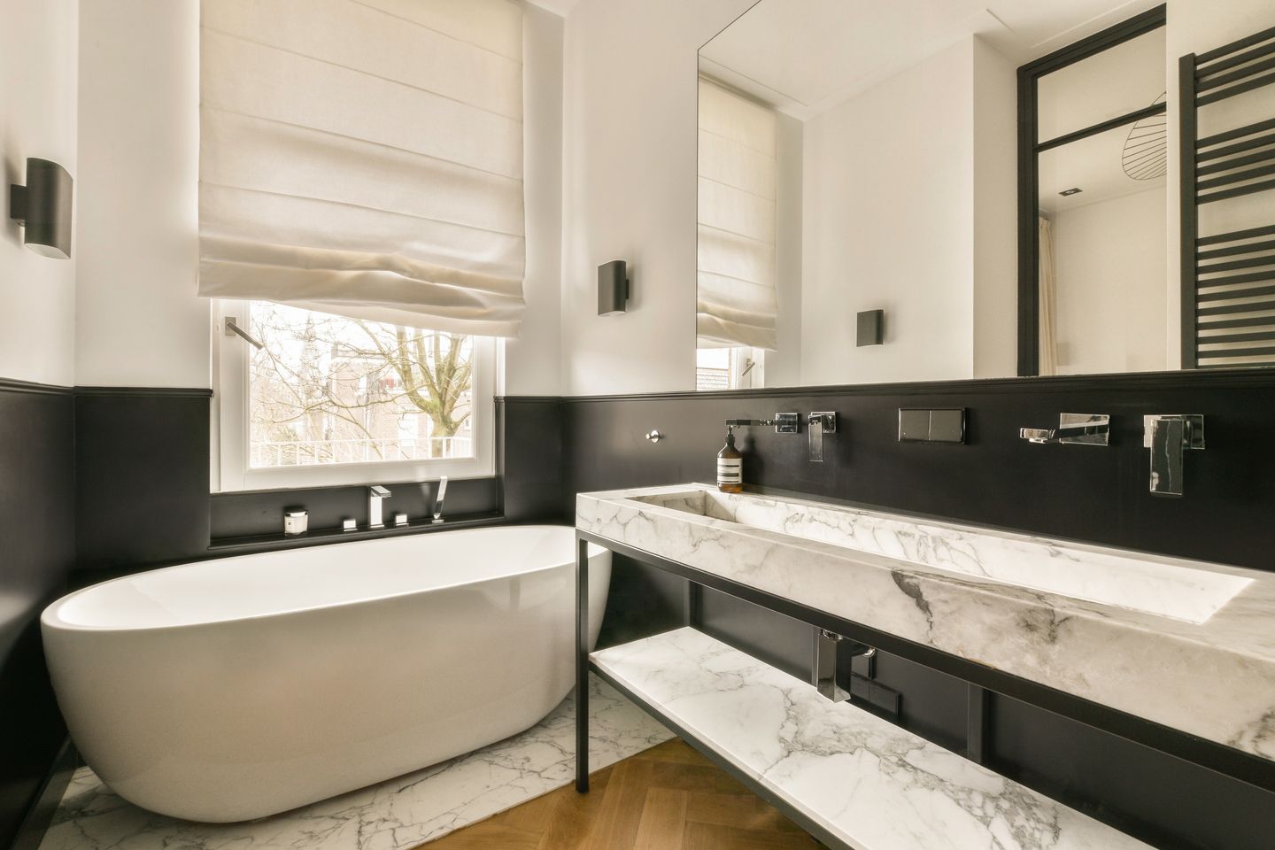 Photo 20 of Anna van den Vondelstraat 13-C