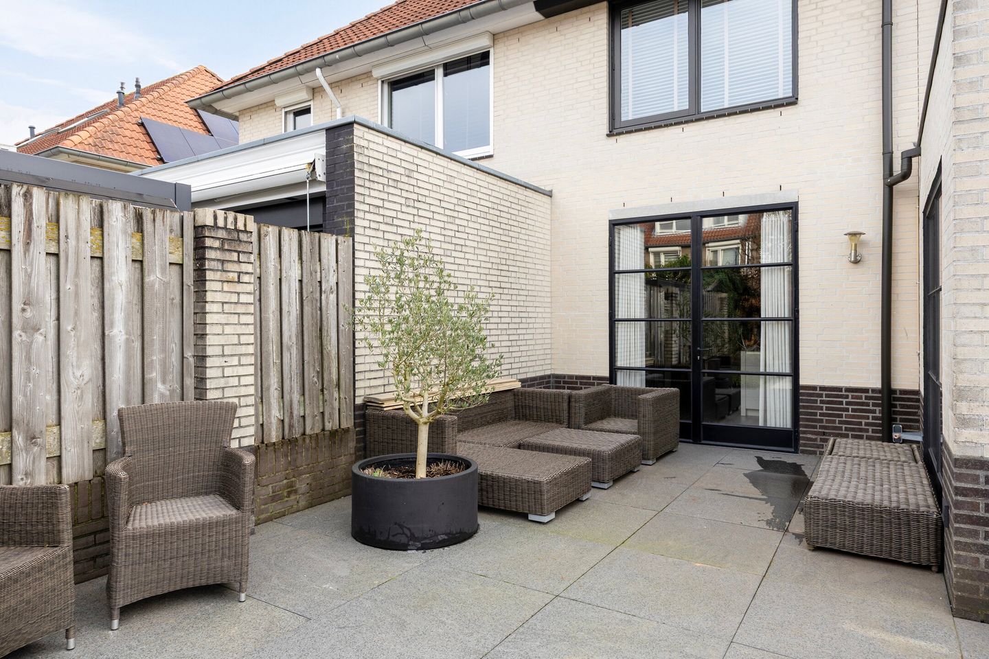 Foto 44 van Meester Broerensingel 51