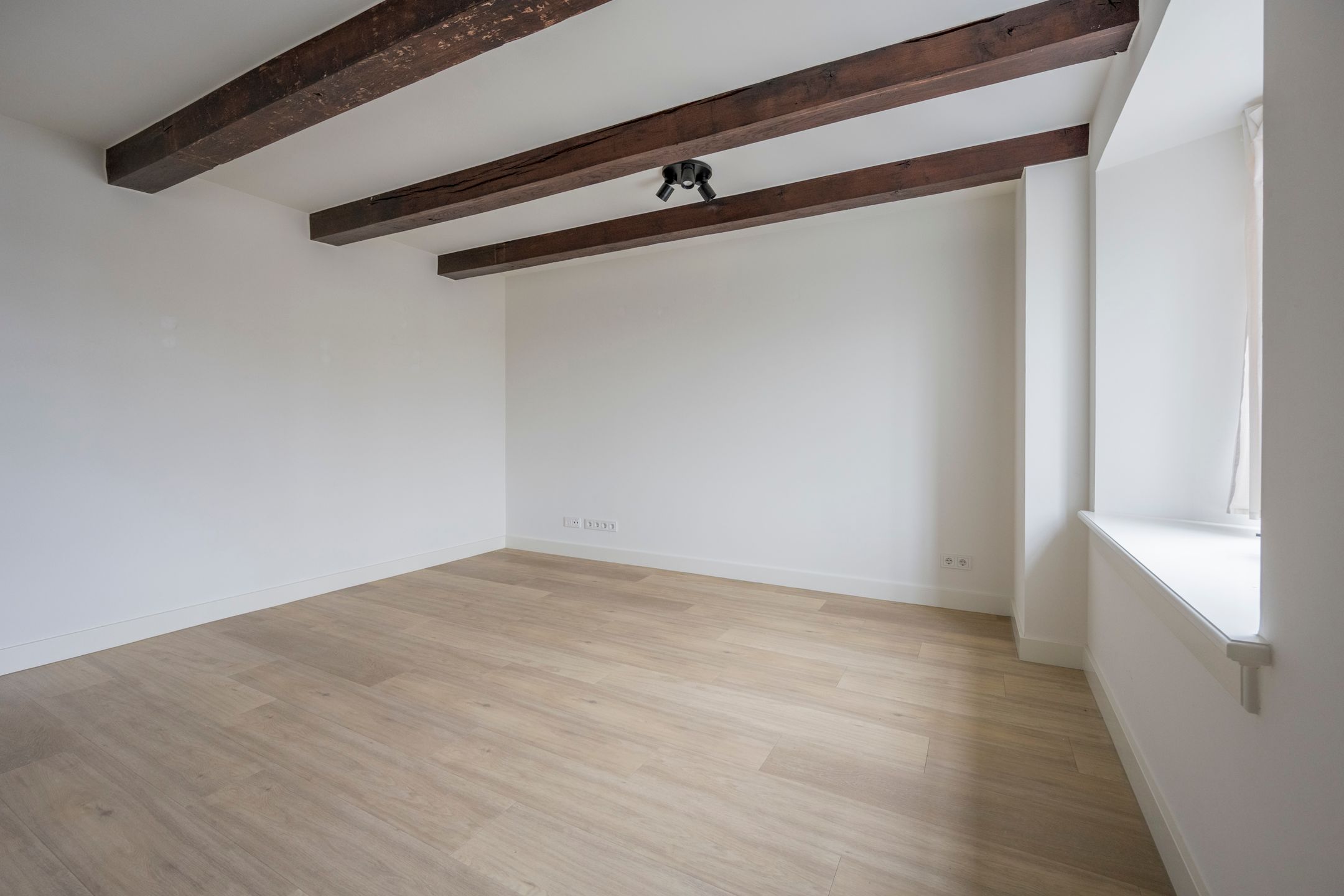 Foto 18 van Muurhuizen 159-B