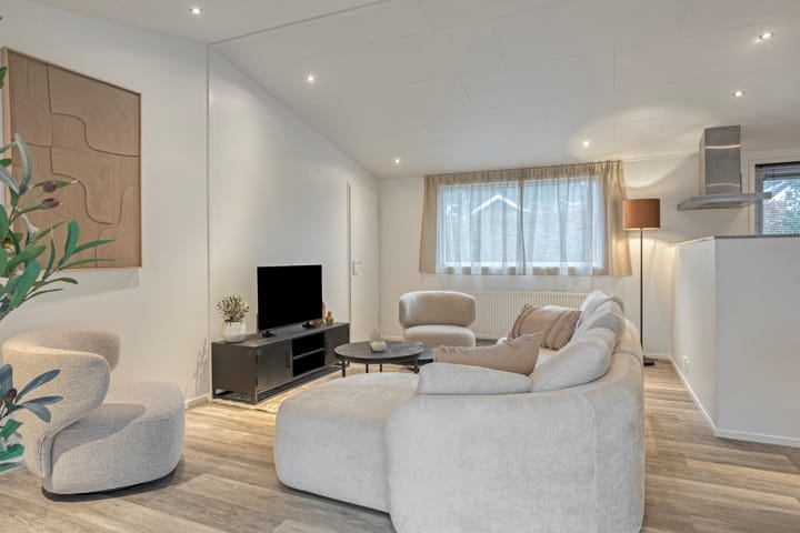 Foto 2 van Nieuwe Veenendaalseweg 229-12