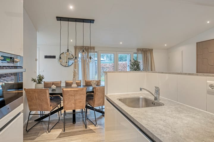 Foto 16 van Nieuwe Veenendaalseweg 229-12