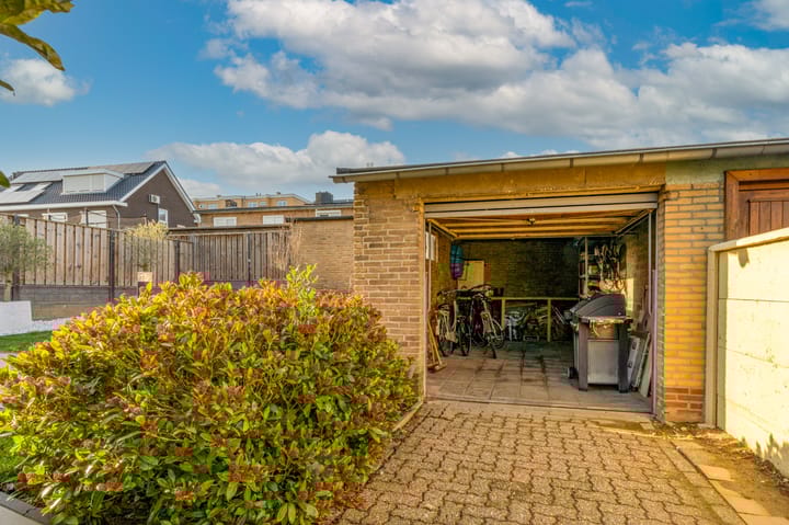 Foto 27 van Bernhardstraat 17