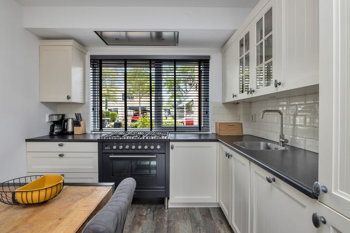 Photo 12 of Mauritsstraat 26