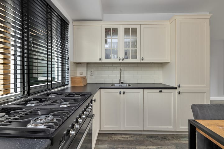 Photo 13 of Mauritsstraat 26