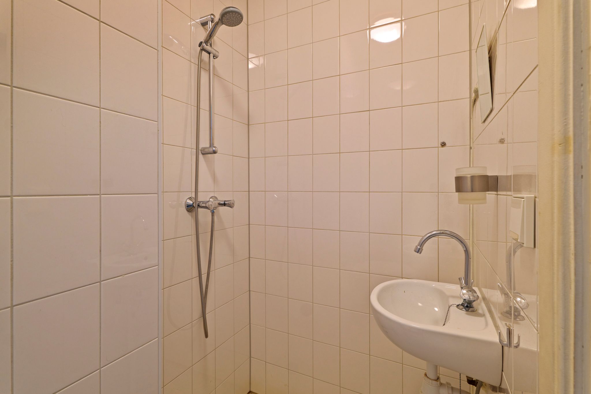 Photo 15 of Groenendaalstraat 4-1