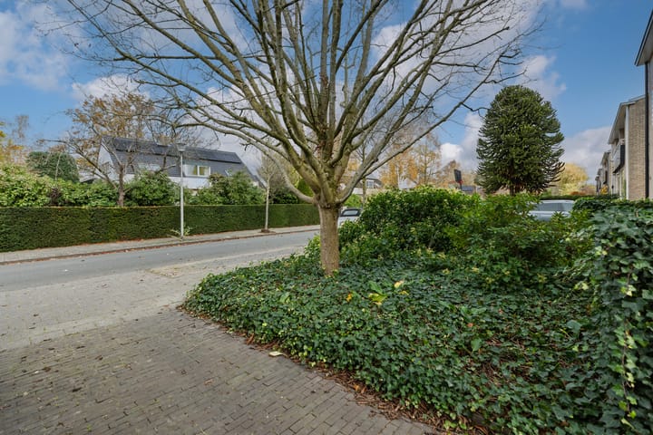 Foto 43 van Lisztlaan 2