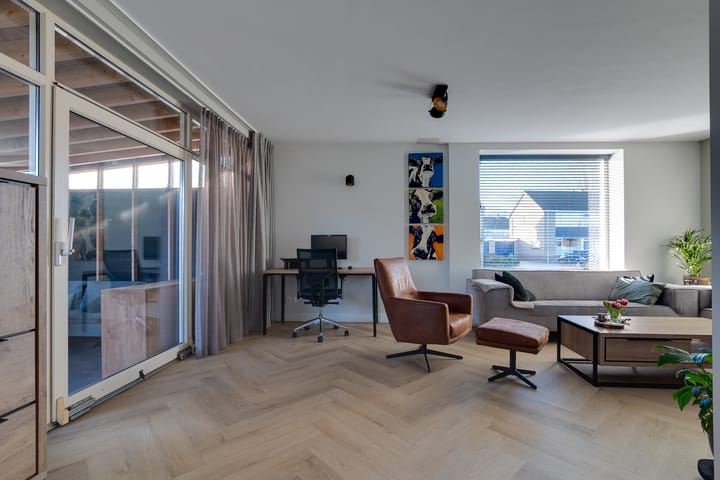 Foto 8 van Laaghalerstraat 30