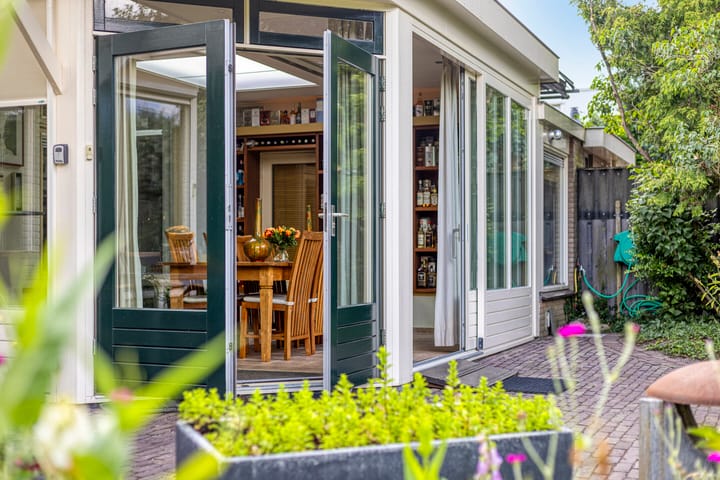 Foto 12 van Industrieweg 6