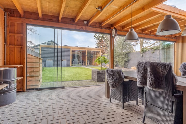 Photo 38 of Hoogstraat 28