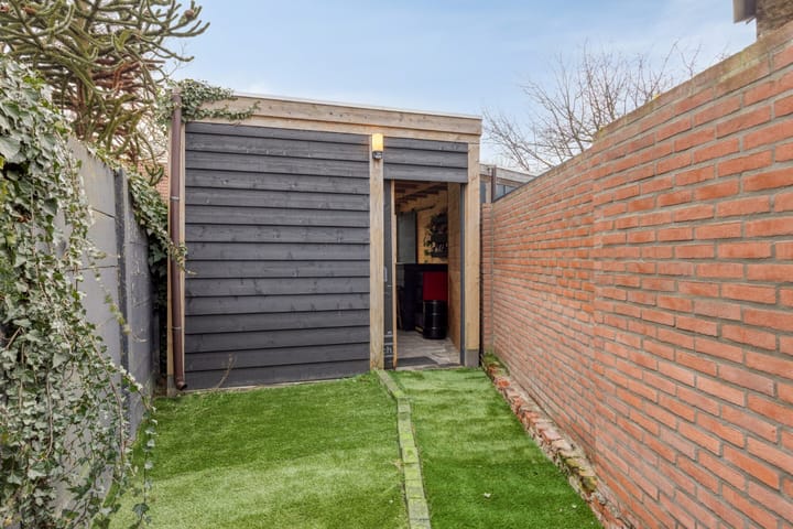 Photo 48 of Hoogstraat 28