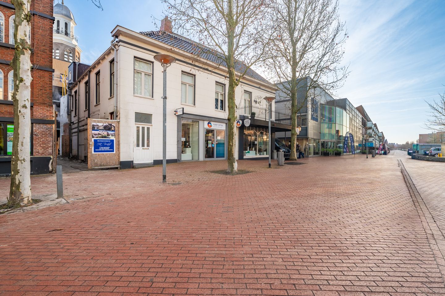 View photo 2 of Venne 97