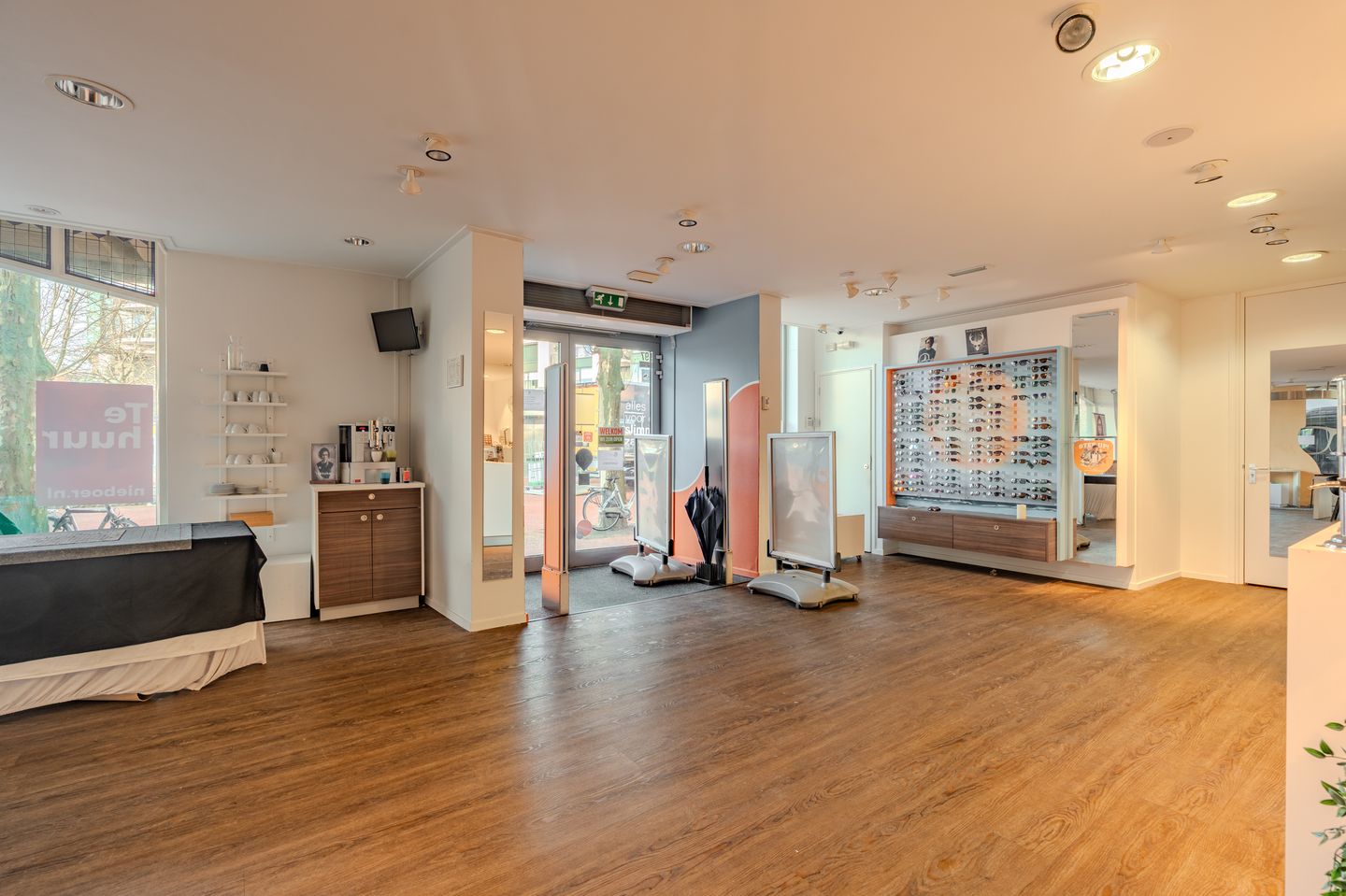 View photo 5 of Venne 97