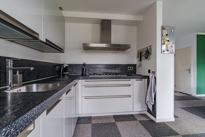 Foto 14 van Taling 9