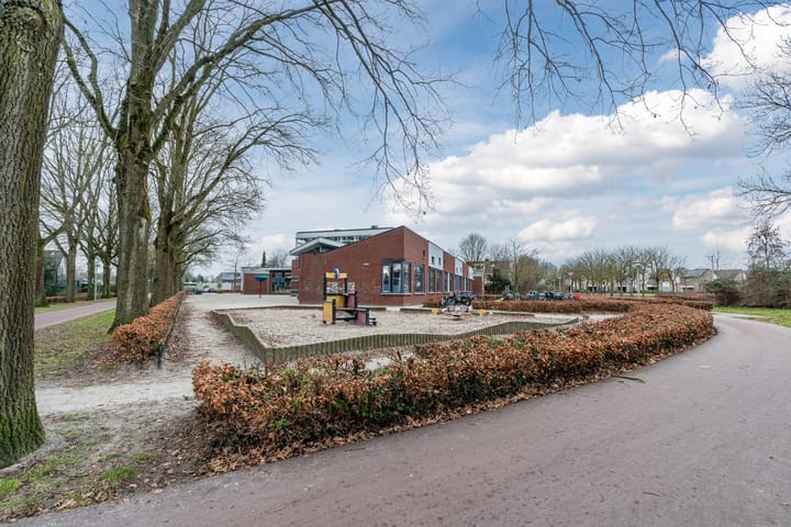 Foto 32 van Taling 9