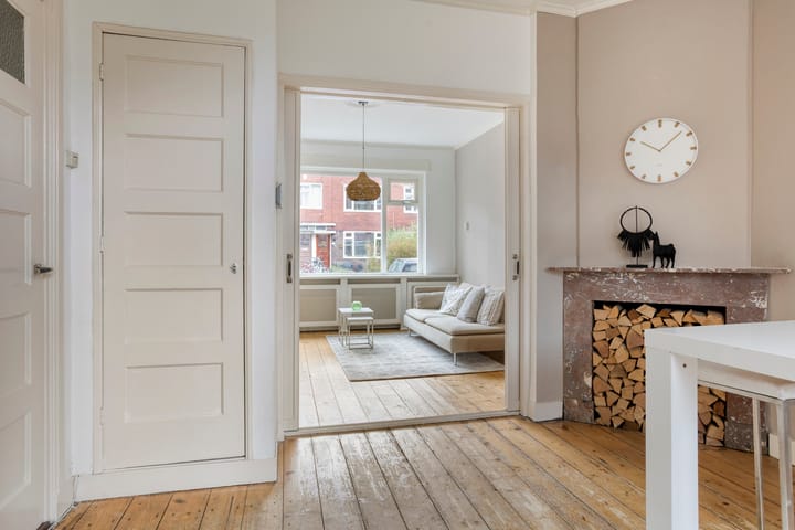 Foto 20 van Helper Weststraat 42