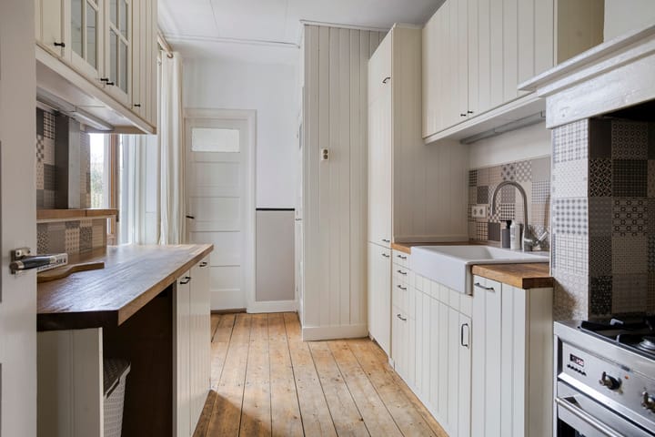 Foto 22 van Helper Weststraat 42