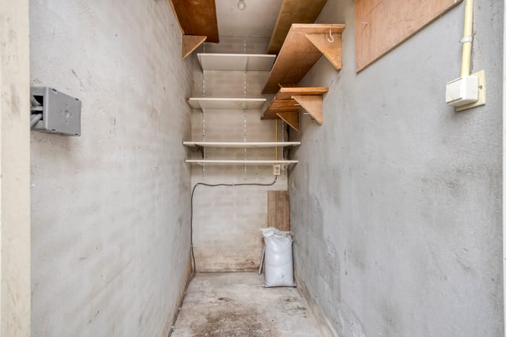 Foto 39 van Helper Weststraat 42