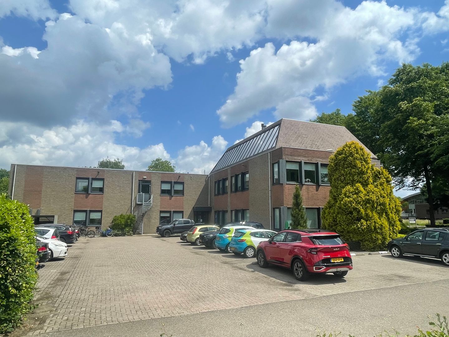 View photo 1 of Schoutlaan 4